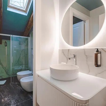 Lux Stazione 51 Lägenhet *